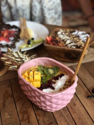 Smoothie bowl at Aloha Raw Bar in Playa Del Carmen