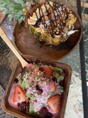 Smoothie Bowls for life  at Aloha Raw Bar in Playa Del Carmen