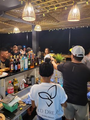 Happy Hour at Seed Dreams in El Nido