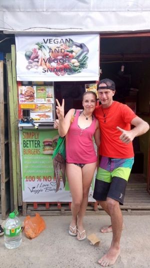 vegan couple at Seed Dreams in El Nido