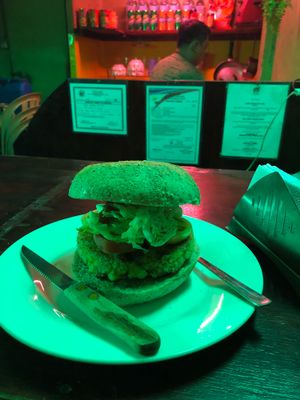 Banana Burger at Seed Dreams in El Nido