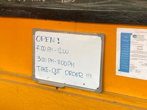 Working hours  at Seed Dreams in El Nido