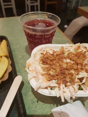 Coleslaw and raspberry lemonade at Swing Kitchen - Josefstadt in Vienna