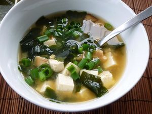 Miso soup with wakame & shiitake (V, GF)
Regular price 55.000₫

 at House Of Chay in Ho Chi Minh City