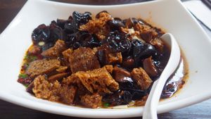 Shanghai flavor noodle with Sixi-Kaofu at 58 Dim Sum in Stockholm