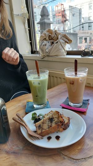 Drinks at Cafe Stay Happy in Tokyo