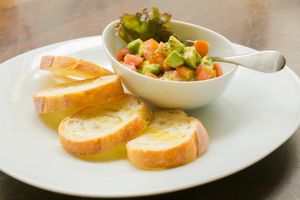 Avocado&Tomato Salad at Cafe Stay Happy in Tokyo