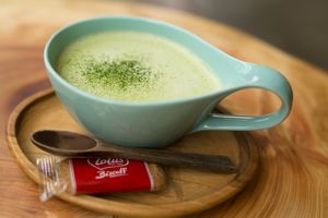 Powdered Green Tea Latte with Soy bean flour at Cafe Stay Happy in Tokyo