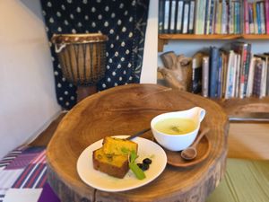  at Cafe Stay Happy in Tokyo