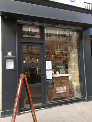 Front door  at World Food Barn in Paris