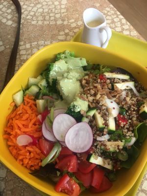 Bowl of the day  at World Food Barn in Paris
