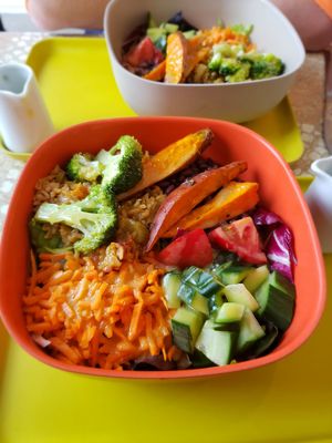 Bowl of the day split into two bowls - huge portions at World Food Barn in Paris