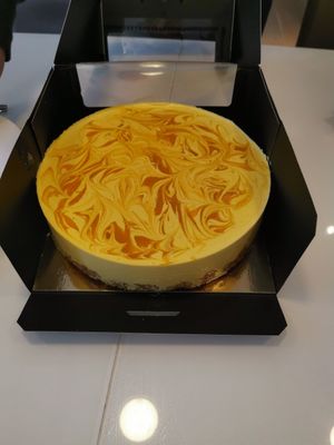 Mango cheesecake at Oslo Raw - Adamstuen Torg in Oslo