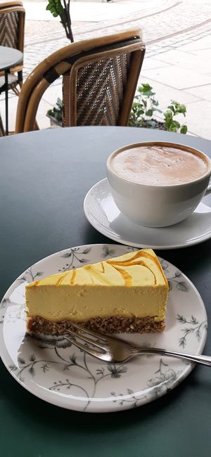  at Oslo Raw - Adamstuen Torg in Oslo