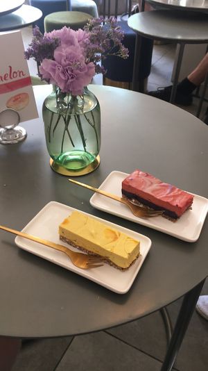 raw cakes  at Oslo Raw - Adamstuen Torg in Oslo
