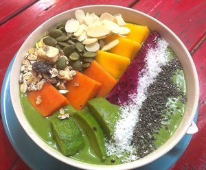 Best smoothies and bowls here  at Khun Kae's Juice Bar in Chiang Mai