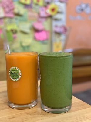 Carrot-Mango-Lemon-Pineapple (left) and Spinach-Avocado-Ginger-Lemon-Banana smoothies (right) at Khun Kae's Juice Bar in Chiang Mai