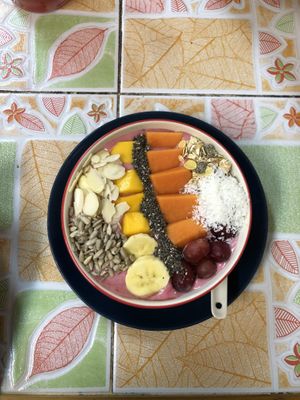 Strawberry smoothie bowl at Khun Kae's Juice Bar in Chiang Mai
