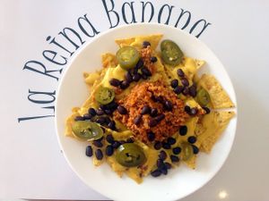 Nachos at La Reina Banana in Madrid