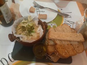 camembert vegano (tuve que probarlo antes de la foto sorry) at La Reina Banana in Madrid