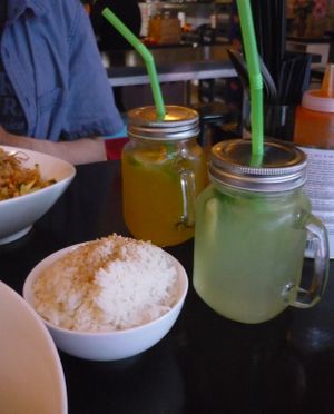 Fresh drinks at YUMI in Hamburg