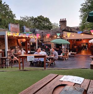 The Vanbrugh Pub & Restaurant Greenwich at The Vanbrugh Pub Greenwich in South East London