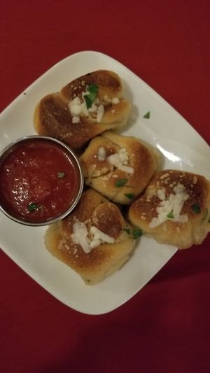 Vegan garlic knots at Pazzo Wood Fired Pizza in Wading River