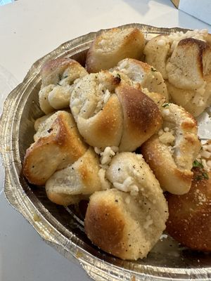 Vegan garlic knots #Veganuary at Pazzo Wood Fired Pizza in Wading River