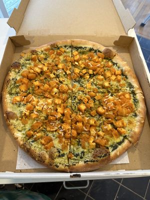 Vegan pesto Buffalo tofu pie #Veganuary at Pazzo Wood Fired Pizza in Wading River