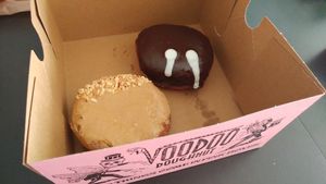 Left: Vegan PB&J
Right: Vegan Portland Cream at Voodoo Doughnut in Universal City
