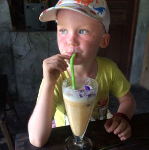 a tasty and healthy smoothie starter at Pure Vegan Heaven in Koh Phangan