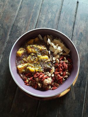 Coconut & Passion Fruit Açaí Bowl - best açaí ever! at Pure Vegan Heaven in Koh Phangan