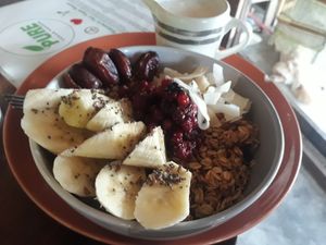 Granola Bowl at Pure Vegan Heaven in Koh Phangan