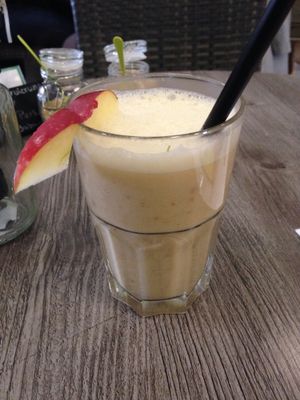 Winter apple smoothie (hot) at Your Green Love in Heidelberg