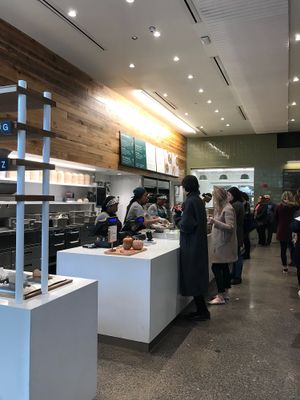 Restaurant  at sweetgreen - N State St - The Shops at North Bridge in Chicago