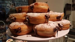 Vegan chocolate donuts at Chök in Barcelona