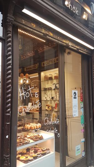 Storefront at Chök in Barcelona