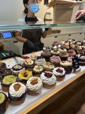 Cronuts we’re not vegan, tartas largely were. at Chök in Barcelona
