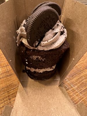 oreo cupcake vegan   at Chök in Barcelona