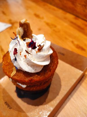 Carrot cake muffin at Chök in Barcelona