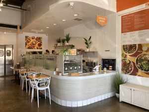 Service counter   at Vibe Organic Kitchen & Juice in Newport Beach