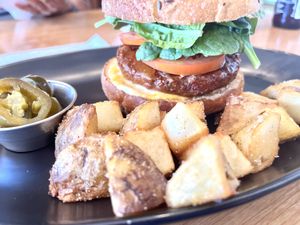 Hamburguesa Crunch de Garbanzo  at Inspiracion 9 in Tijuana