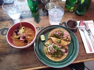 Tacos de "carnitas" y sopa de tortilla at Inspiracion 9 in Tijuana