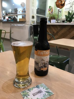 Antiga cream ale  at Khambú Quart in Valencia