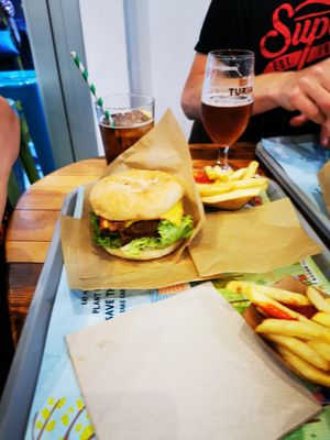  at Khambú Quart in Valencia