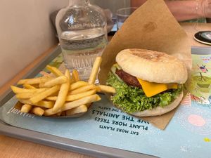  at Khambú Quart in Valencia