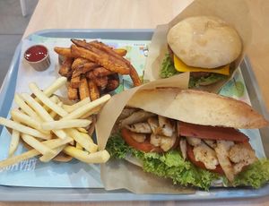  at Khambú Quart in Valencia