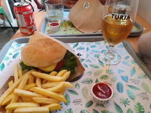  at Khambú Quart in Valencia