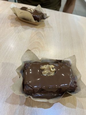 Brownies   at Khambú Quart in Valencia