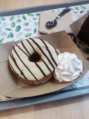 Cronut at Khambú Quart in Valencia